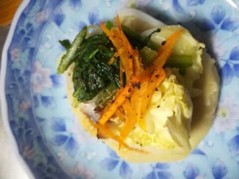 ほうれん草とにんじんとキャベツのフォカッチャ